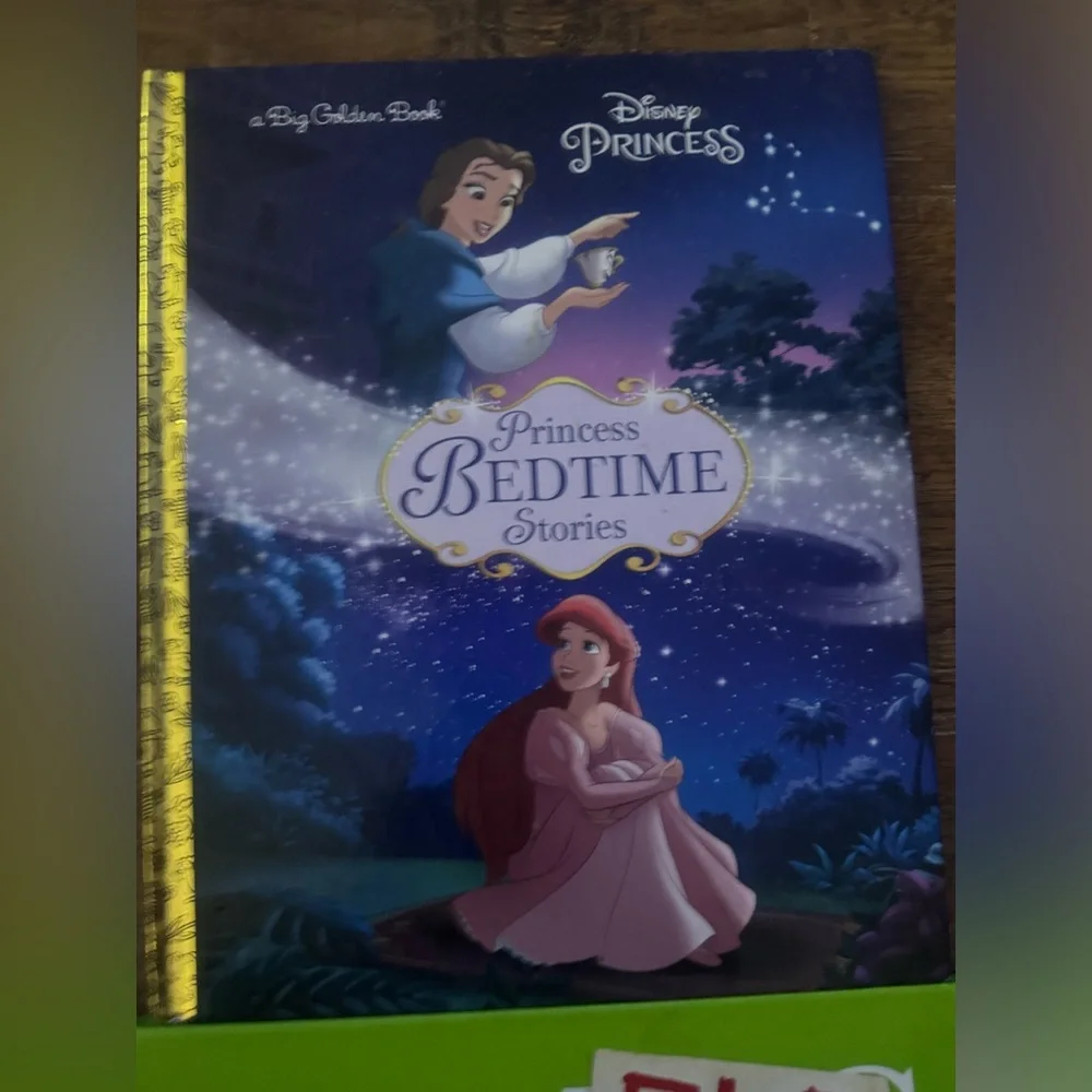 Disney frozen book collection & Christmas books Pig the Elf